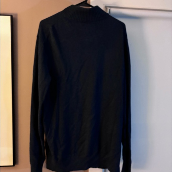Eddie Bauer 1/4 zip sweater - Picture 4 of 5